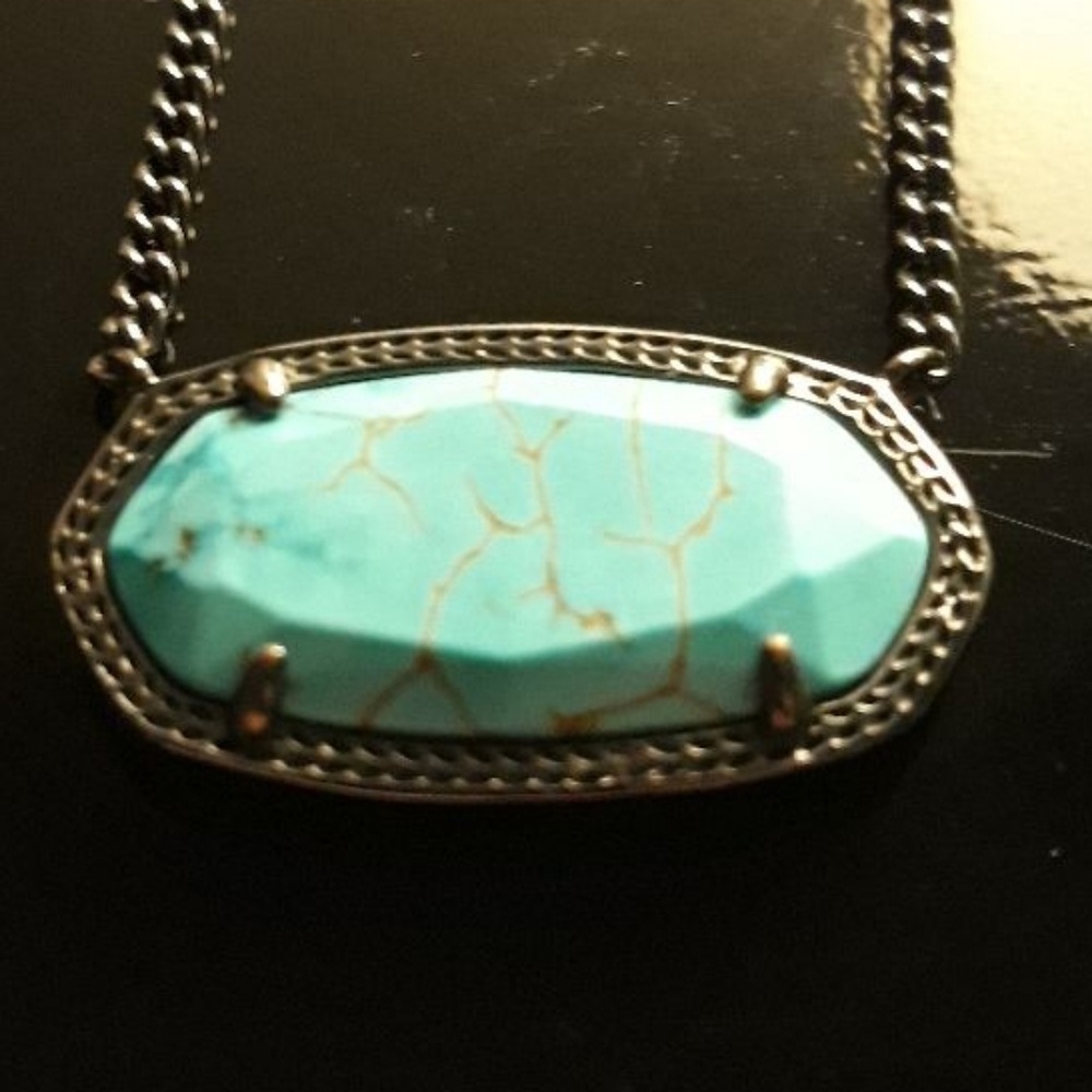 Kendra scott Necklace